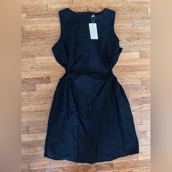 Cotton Cutout Dress - Picture 2 of 7